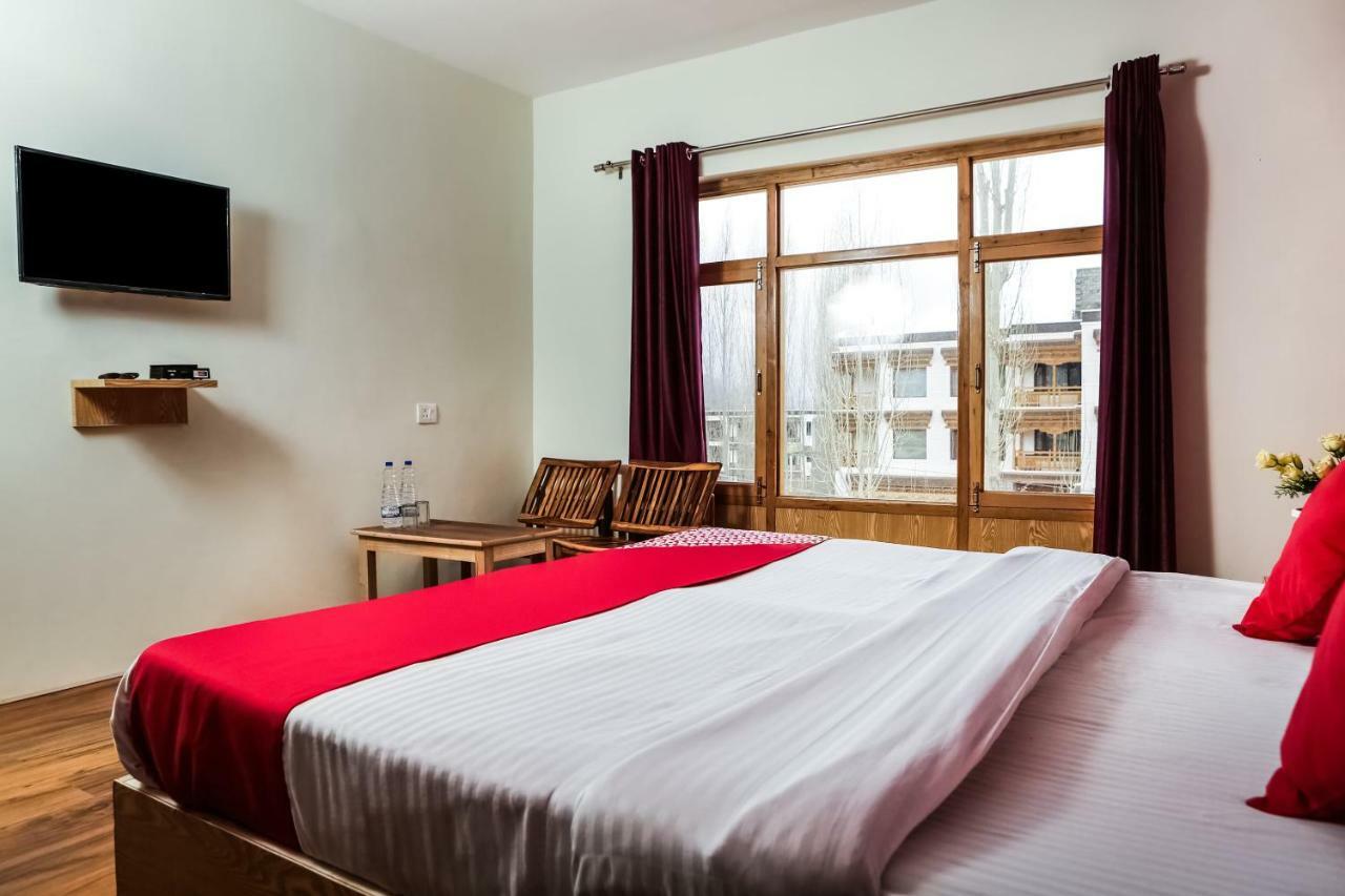 Oyo 37004 City Heart Guest House 레 외부 사진